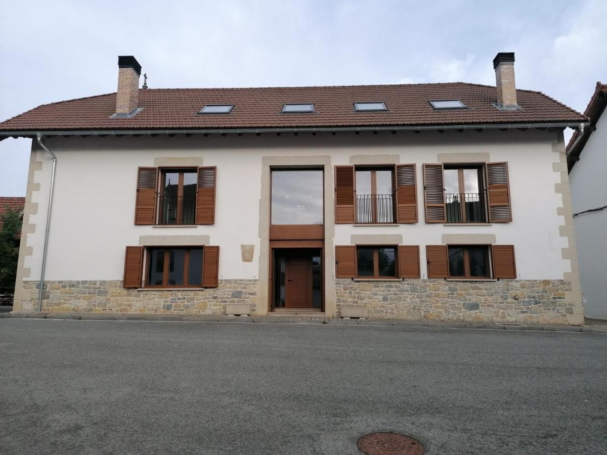 ホテル Casa Patxikuzuria Espinal-Auzperri エクステリア 写真